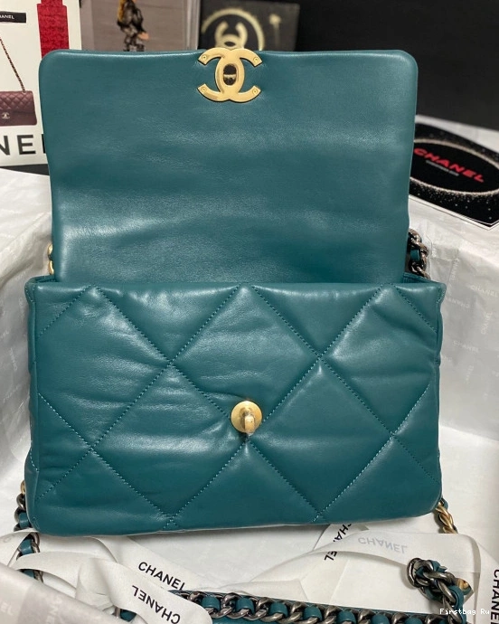 First Bag Ru FLAP BAG CHANEL 19 0721